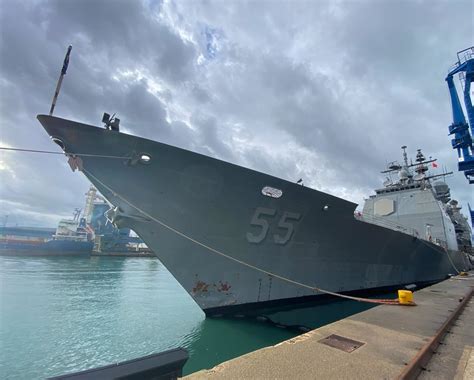 USS Wisconsin Leyte Gulf